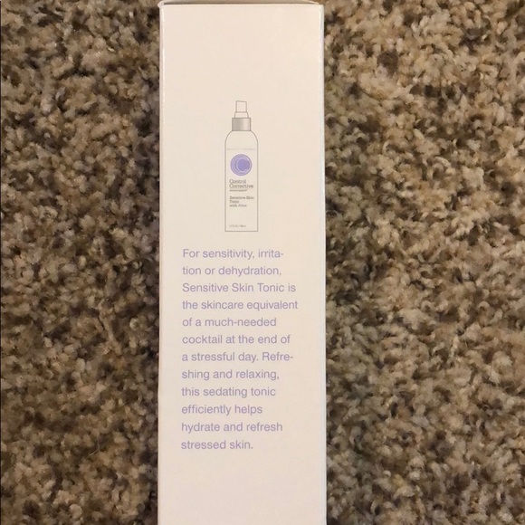 Sensitive Skin Tonic with Aloe - Picture 2 of 3